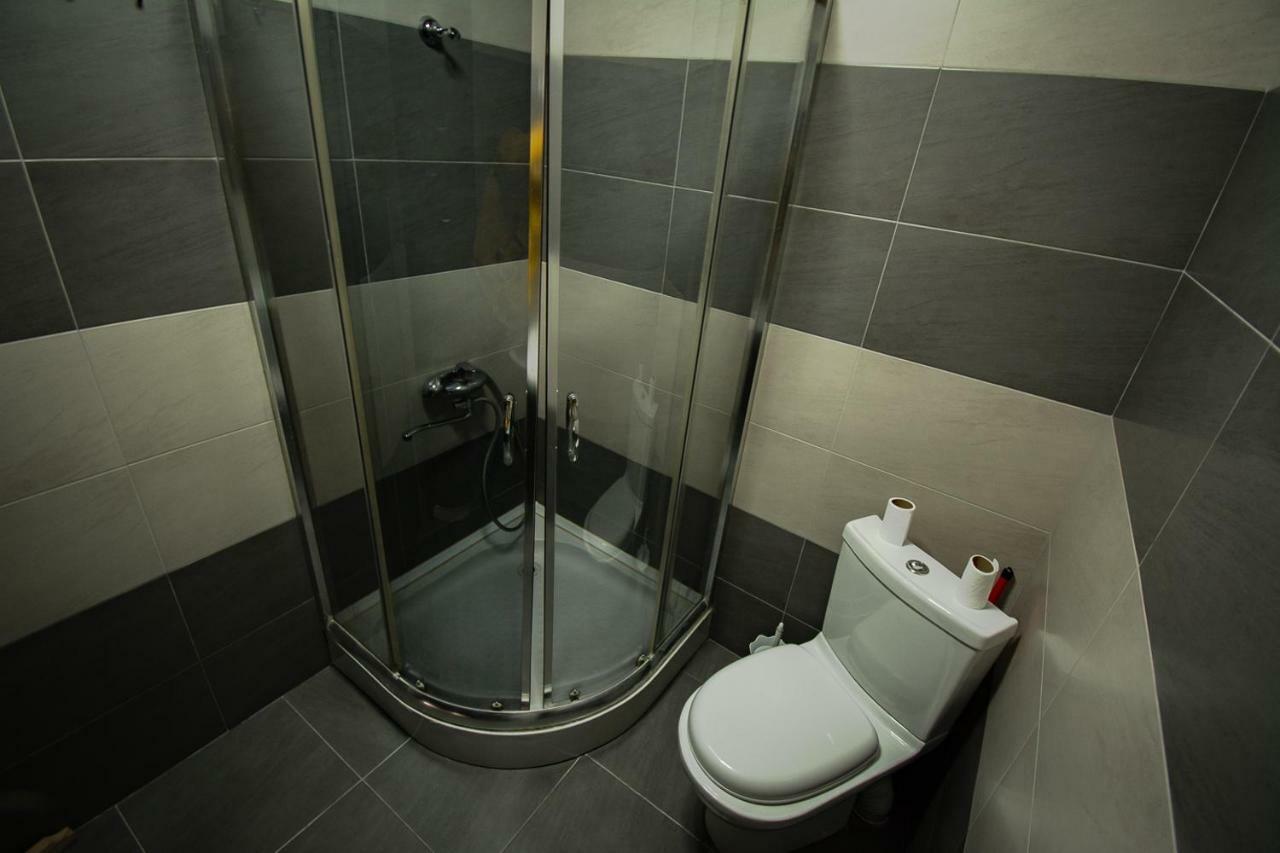 Daros Apartment バトゥーミ エクステリア 写真