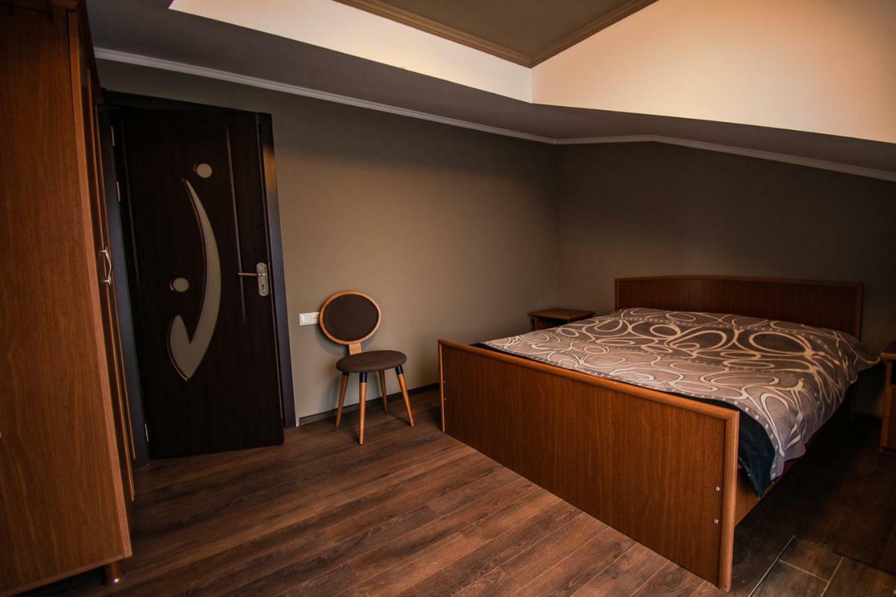 Daros Apartment バトゥーミ エクステリア 写真